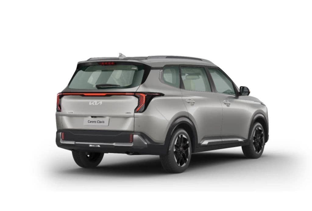 Kia Carens (2026) exterior view