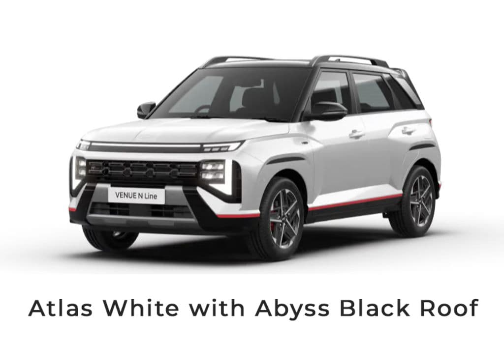 Hyundai Venue (2025) exterior view