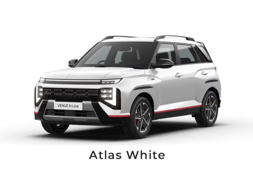 Hyundai Venue (2025) exterior view